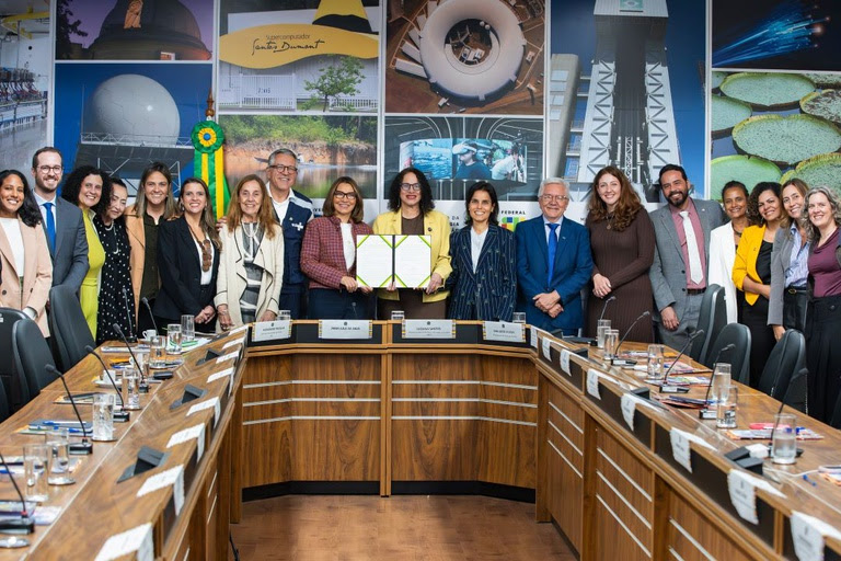 Governo do Brasil mobiliza R$ 60 milhões para pesquisas sobre saúde menstrual, dor pélvica e endometriose